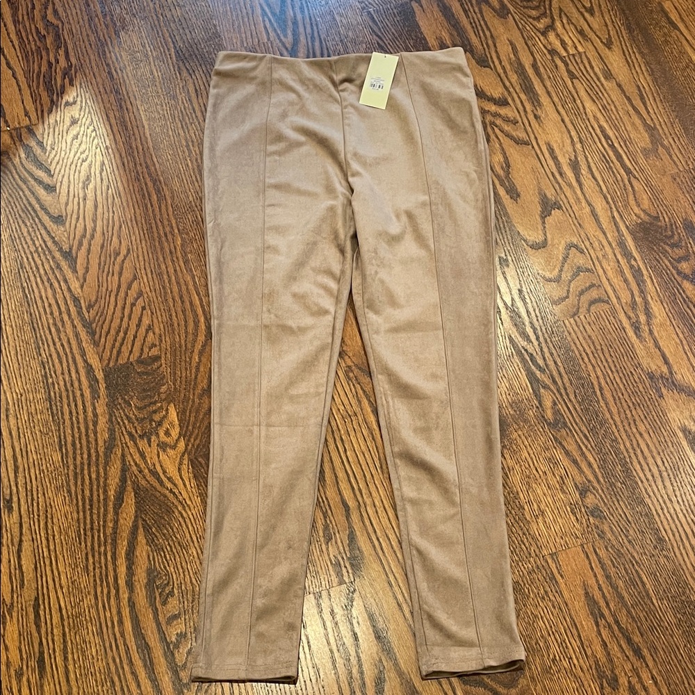 NWT Streetwear Society L Sand faux suede pants
